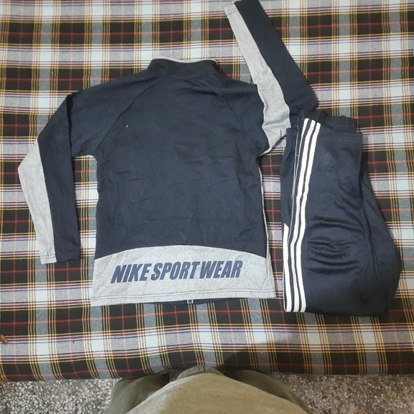 On sale Nike jacket only - Picture 3 of 5